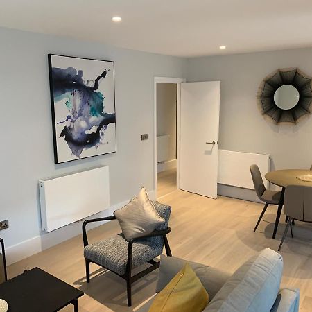 هاونسلو Heathrow North Apartments By Charles Hope المظهر الخارجي الصورة